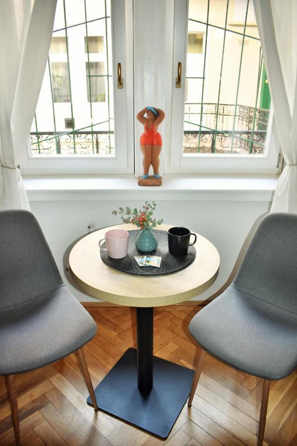 Lovely Downtown Home In Budapeszt Zewnętrze zdjęcie