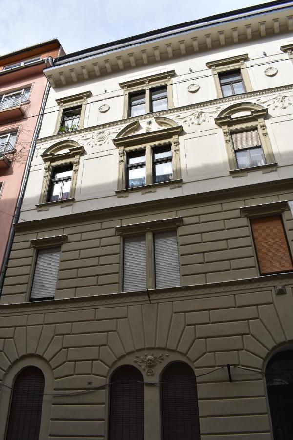 Lovely Downtown Home In Budapeszt Zewnętrze zdjęcie