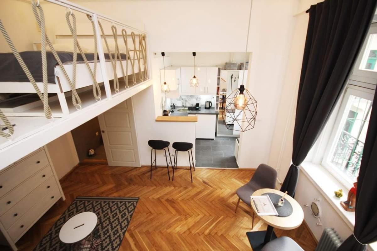Lovely Downtown Home In Budapeszt Zewnętrze zdjęcie